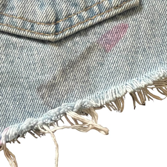 Vintage Levi’s cutoff lipstick bullet shorts - Picture 9 of 12